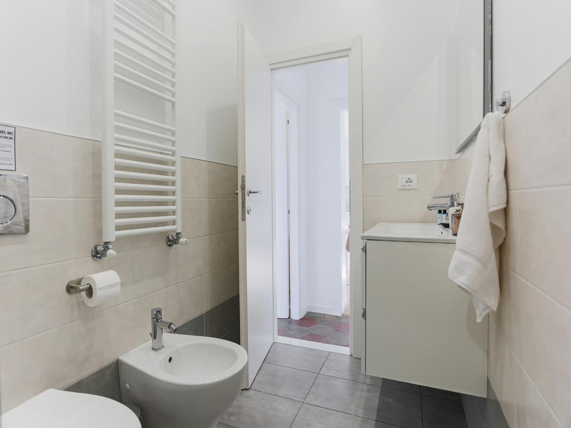 Spacious two bedrooms apartment in Porta Romana Milán Exterior foto